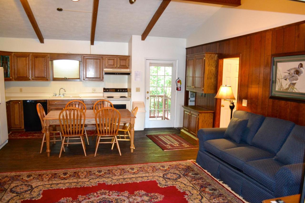 Boundary Waters Resort & Marina 히와세이 외부 사진
