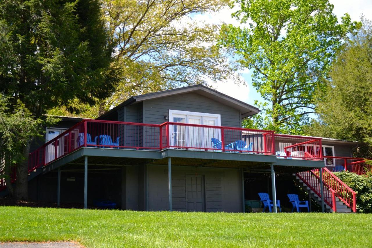 Boundary Waters Resort & Marina 히와세이 외부 사진