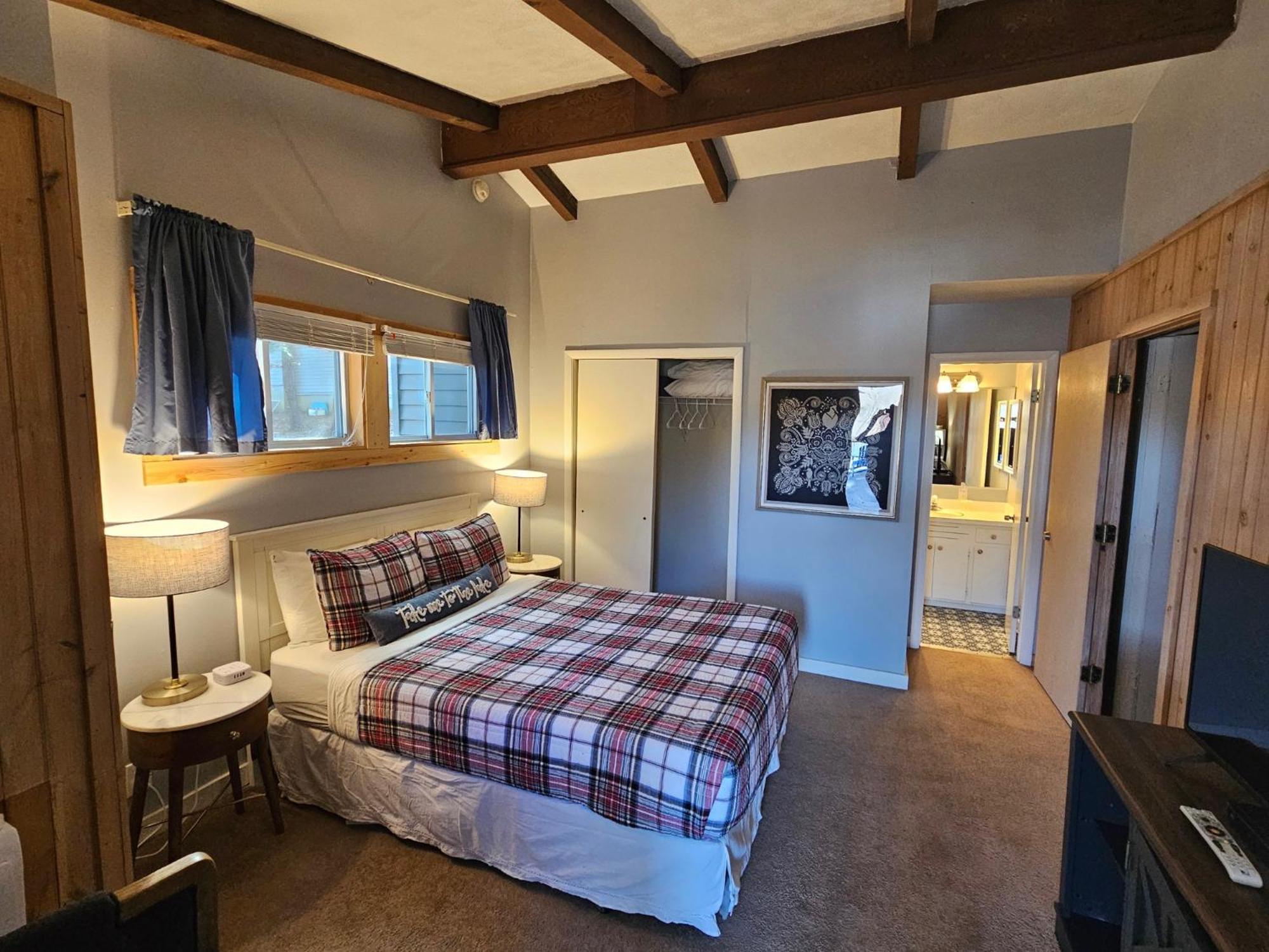 Boundary Waters Resort & Marina 히와세이 외부 사진