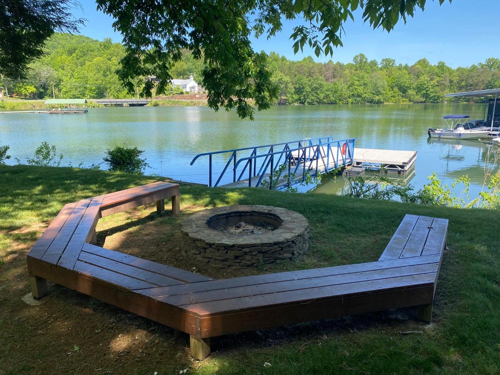 Boundary Waters Resort & Marina 히와세이 외부 사진