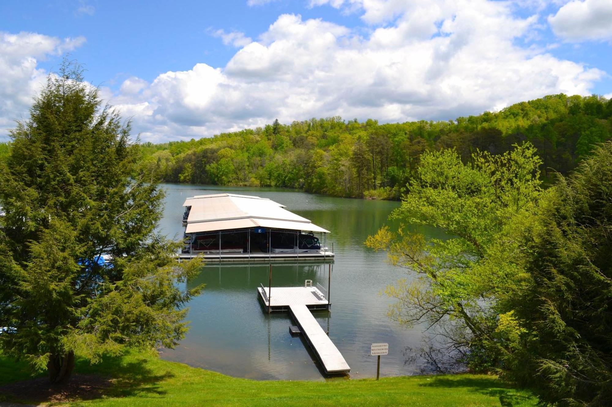 Boundary Waters Resort & Marina 히와세이 외부 사진