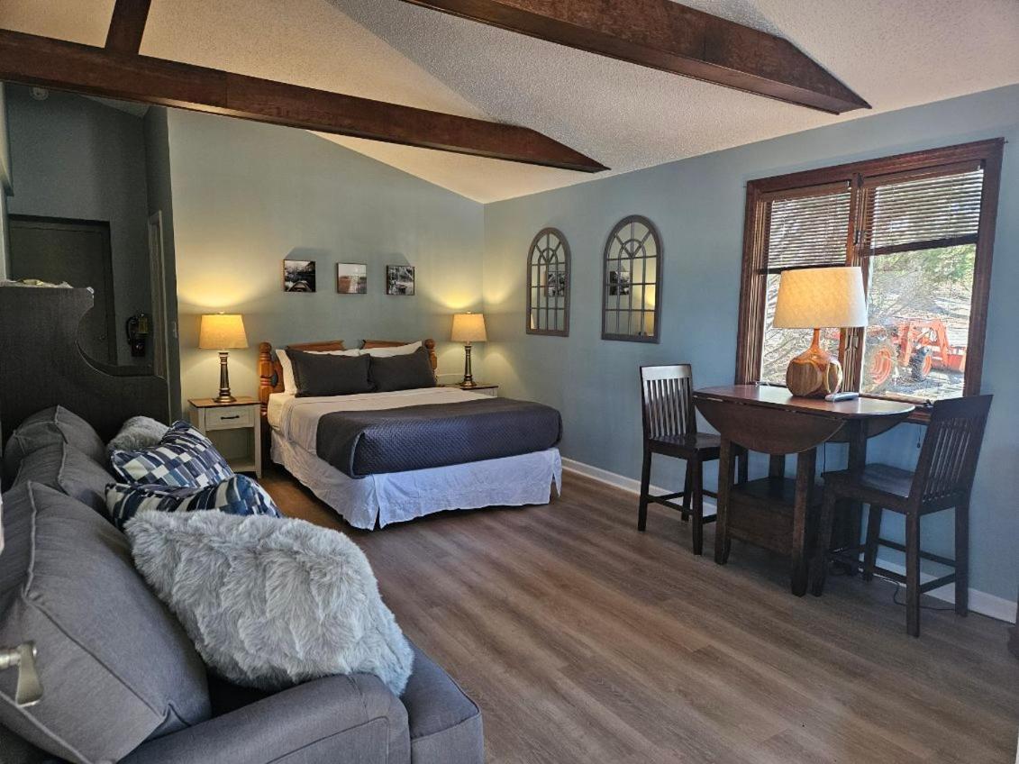 Boundary Waters Resort & Marina 히와세이 외부 사진